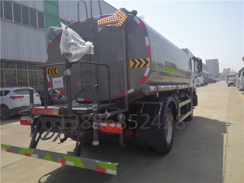 湖北盈通汽車藍牌灑