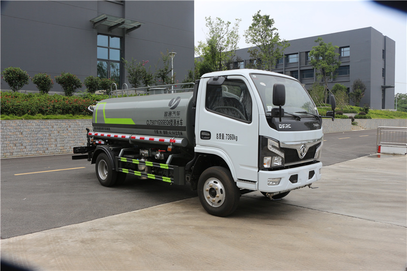 湖北盈通汽車江西綠化福田抑塵車