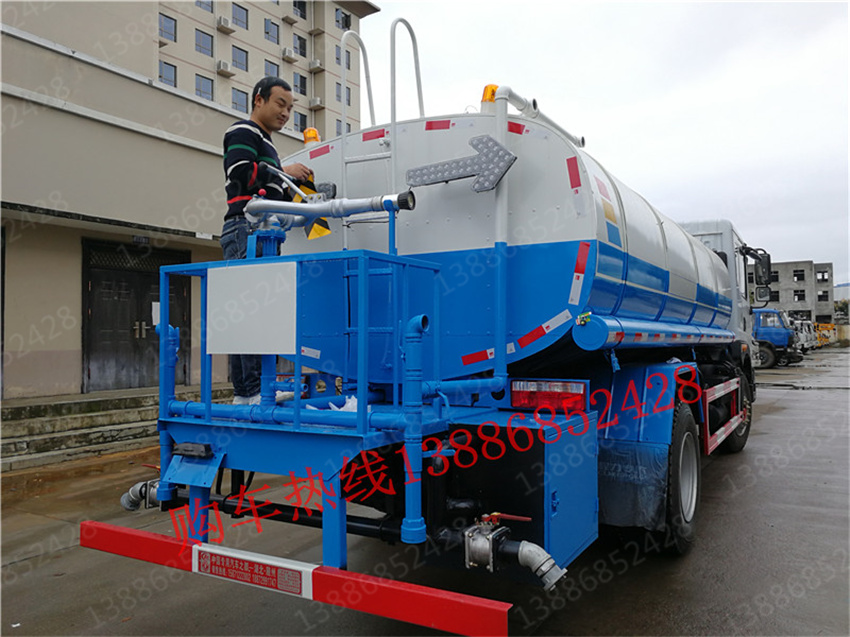 湖北盈通汽車(chē)湖北綠化福田抑塵車(chē)報(bào)價(jià)