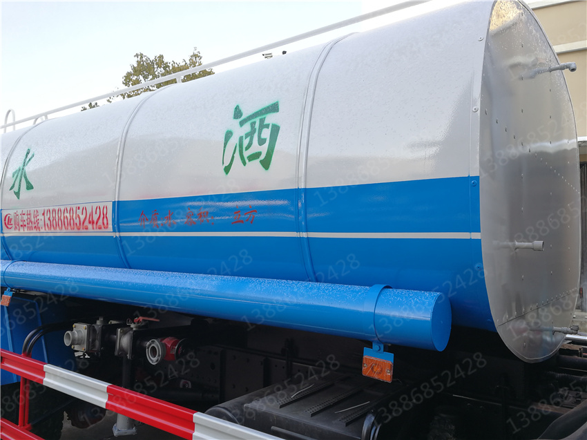 湖北盈通汽車(chē)江西藍(lán)牌福田抑塵車(chē)