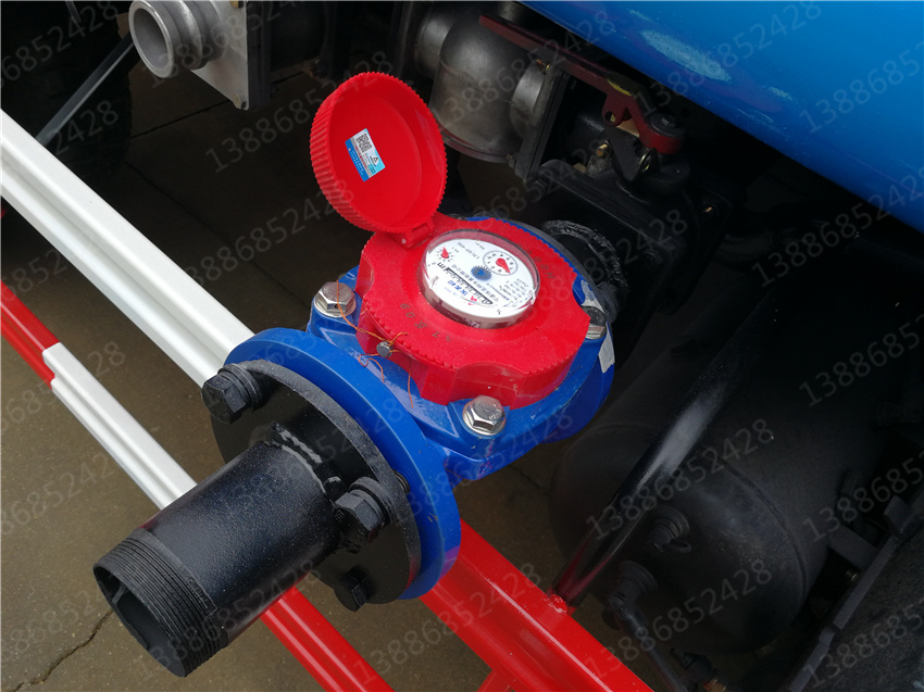 湖北盈通汽車福田掃路車